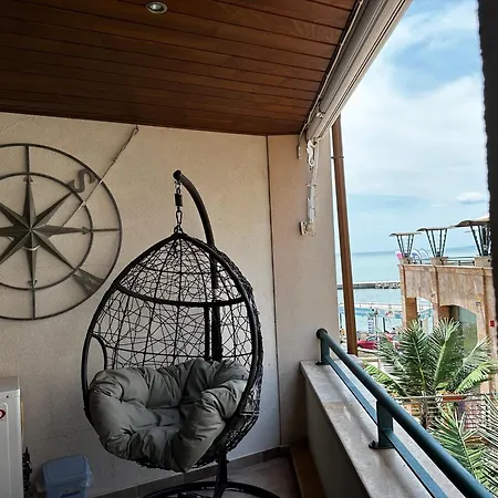 Perfect Sea And Pool View Marina City